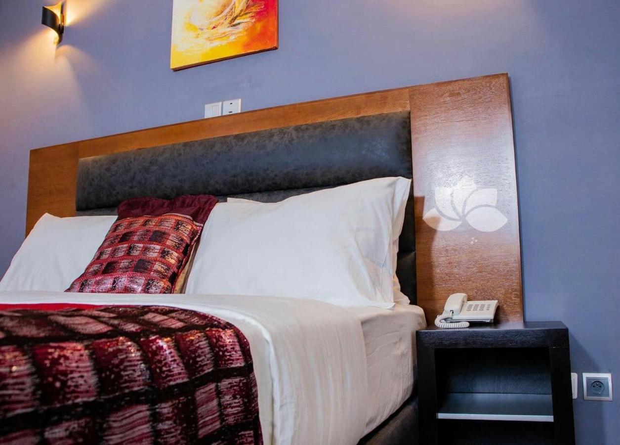 La Rochelle Hotel Yaoundé Eksteriør bilde