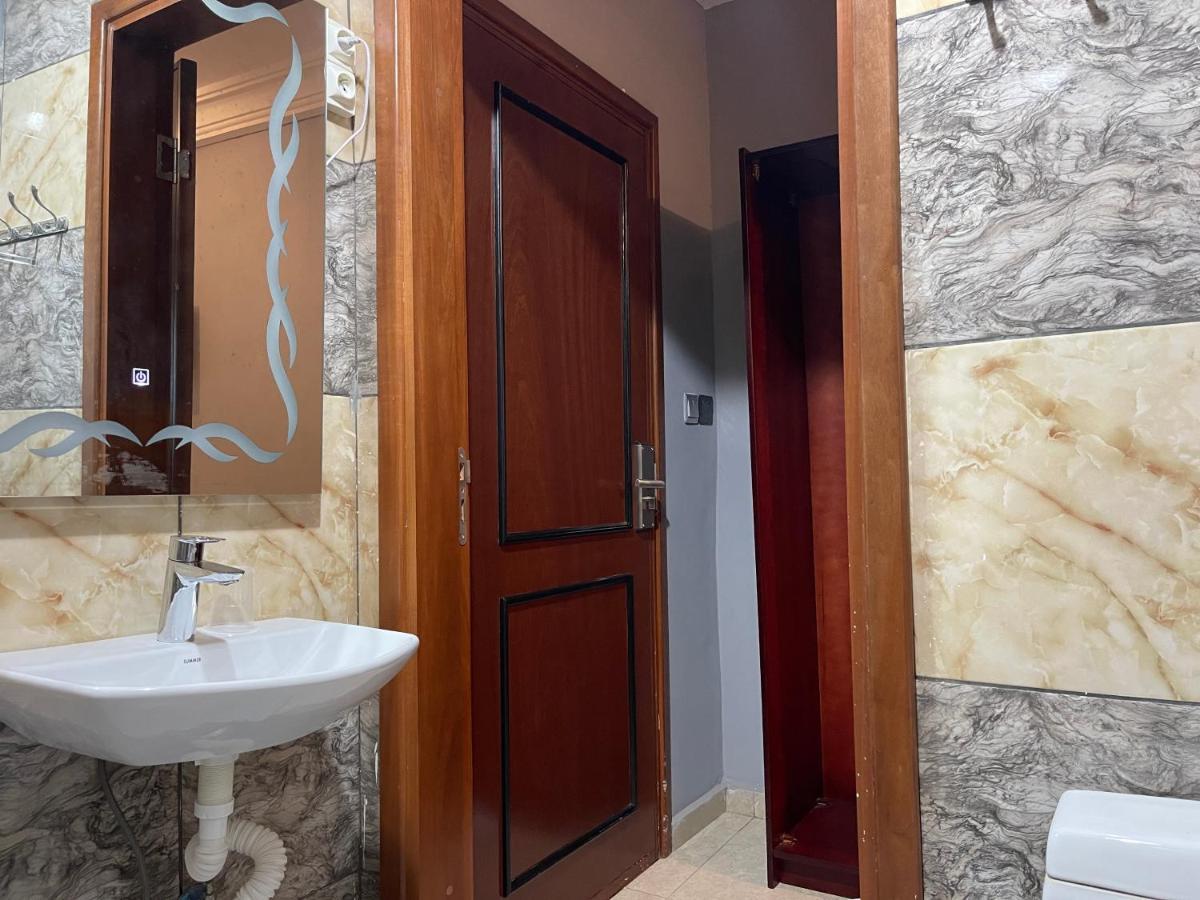 La Rochelle Hotel Yaoundé Eksteriør bilde