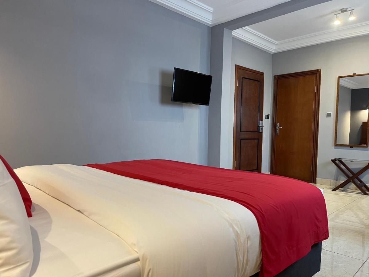 La Rochelle Hotel Yaoundé Eksteriør bilde