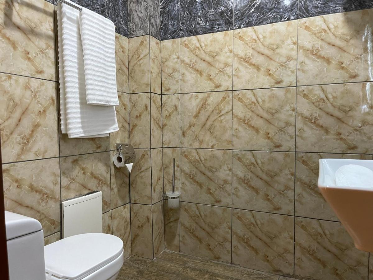 La Rochelle Hotel Yaoundé Eksteriør bilde