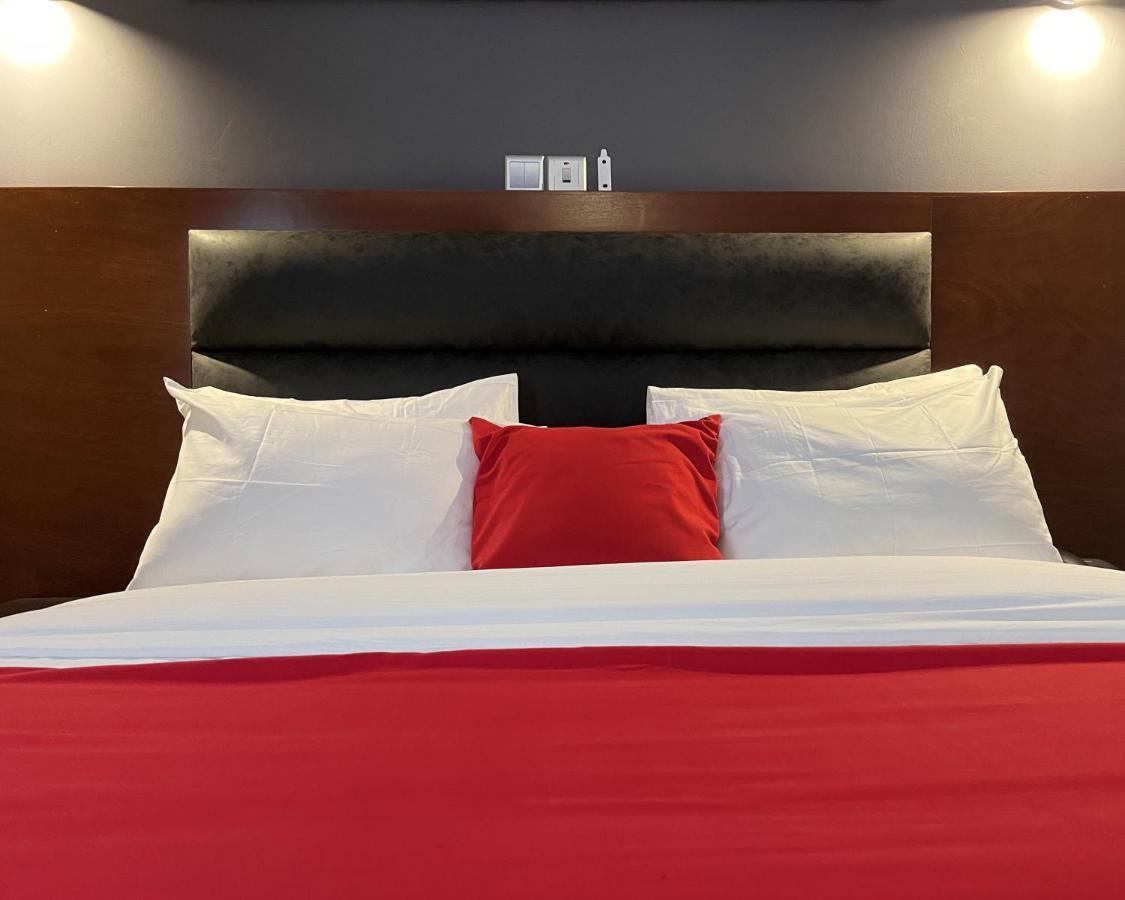 La Rochelle Hotel Yaoundé Eksteriør bilde