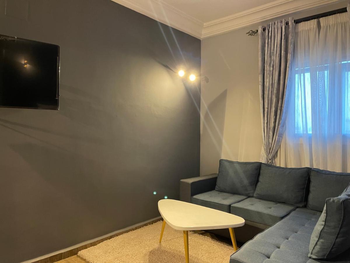 La Rochelle Hotel Yaoundé Eksteriør bilde