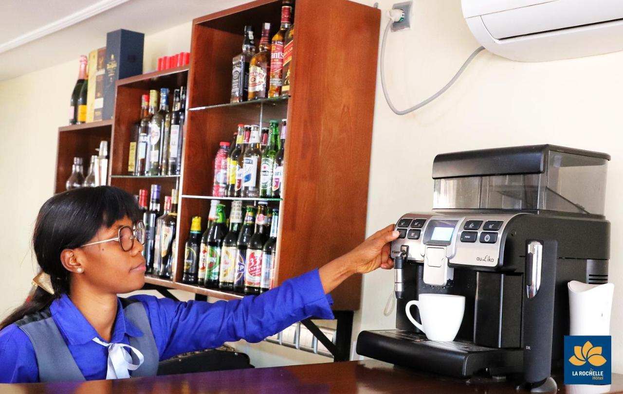 La Rochelle Hotel Yaoundé Eksteriør bilde